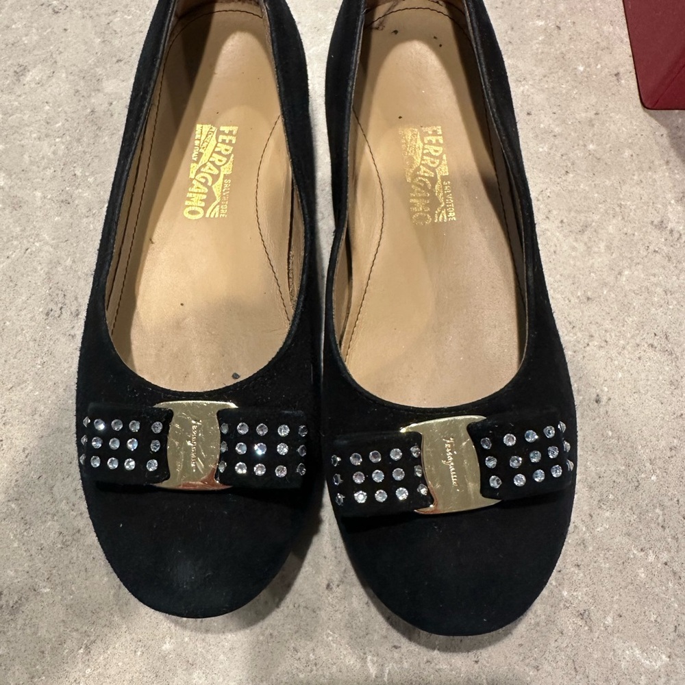 Salvatore Ferragamo Varina Mini Black Suede Kids Ballet Flats Size 32
